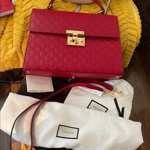 💔SOLD 💔Authentic Gucci Top Handle with Strap